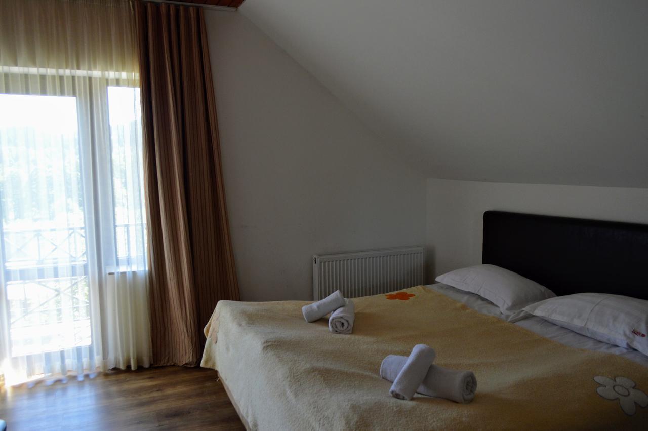New White House Hotel Bakoerjani Buitenkant foto